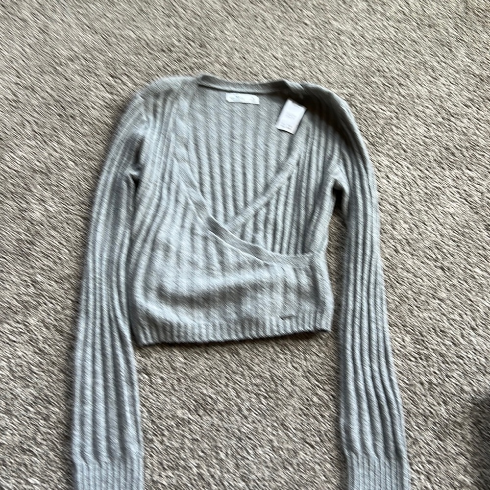 NWT Hollister Grey Sweater